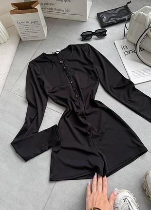 Трендовий однотонний комбінезон з шортами7 фото