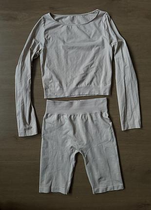 Комплект для спорту жіночий бежевий s/m