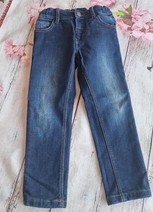 Джинсы на мальчика возраст 3-4 года.
