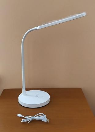 Світлодіодна настільна лампа з акумулятором і usb портом