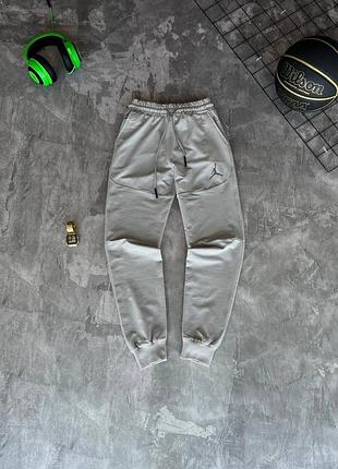 Спортивные штаны jordan