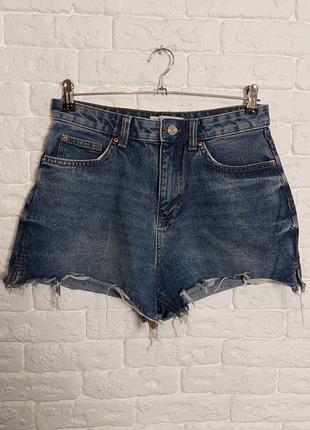 Фирменные джинсовые шорты