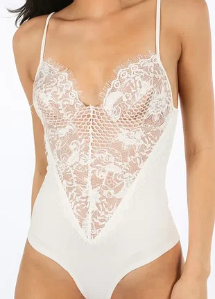 Боди на тонких бретелях с кружевом vera&lucy
