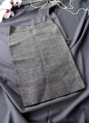 Серебристая юбка бандажная тренд