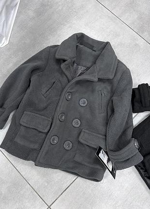 Стильне пальто у сірому кольорі😍