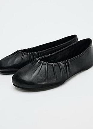 Гкіряні мокасини zara