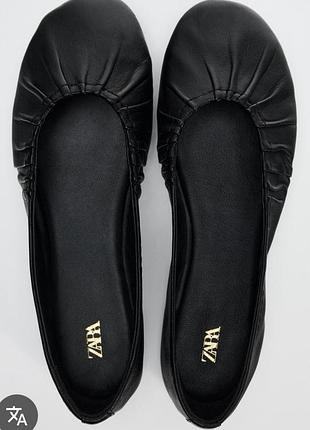 Гкіряні мокасини zara