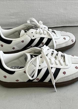 Кроссовки vantage adidas neo, оригинал!!