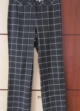 Жіночі брюки