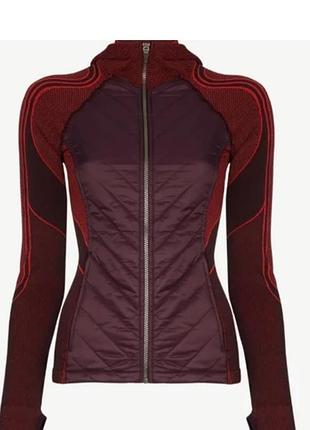 Качественная спортивная куртка для бега, активного отдыха и спорта sweaty betty