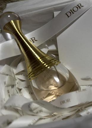 Парфумована вода dior j’adore