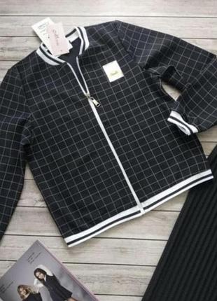 Бомбер в клітинку