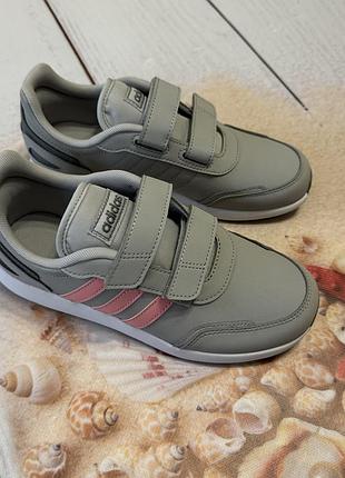 Кроссовки adidas 35 р 22 см