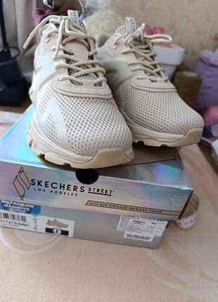Нові кросівки жіночі skechers