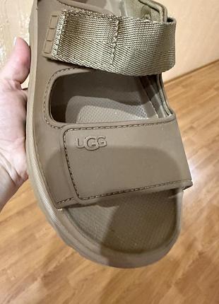 Жіночі босоніжки ugg