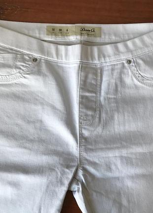 Джеггинсы белого цвета