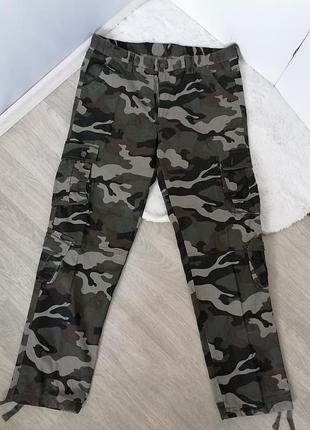 Брюки р. 40