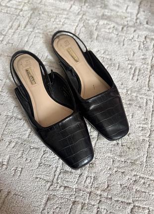 Балетки з квадратним носиком 25см