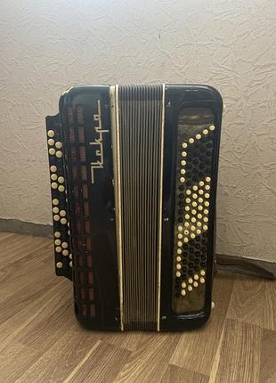 Продам баян искра на запчасти
