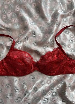 Вишуканий прозорий бюстгальтер з найтоншого тюлю chantelle