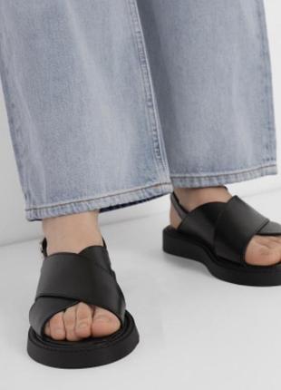 Жіночі, шкіряні босоніжки *braska*