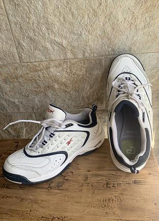 Кроссовки reebok супер красивые очень комфортные