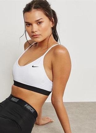 Топ женский nike indy bra white