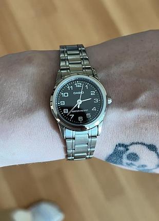Жіночий годинник casio