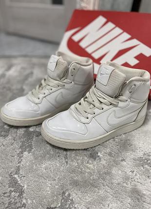 Кросівки nike4 фото