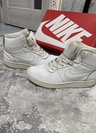 Кросівки nike3 фото
