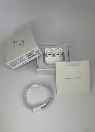 Навушники airpods 3 (анімація)