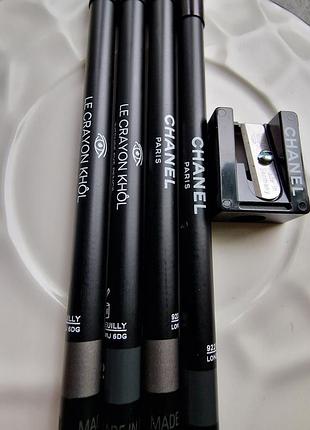 Chanel олівці для очей
