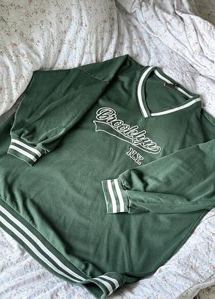 Oversized світшот, гарний зелений колір, розмір м