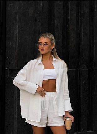 Костюм жіночий