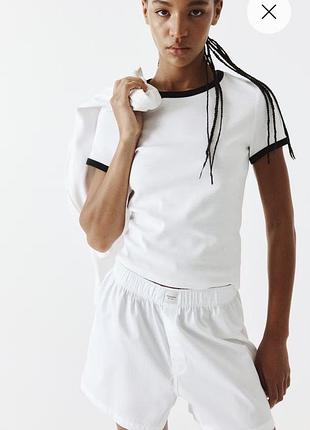 Футболка жіноча