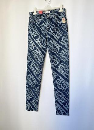 Levi’s 710 super skinny джинсы скинни синие с принтом новые