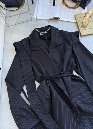 Сукня , яка має бути в тебе