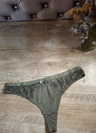 Красивые стринги