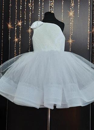 Праздничное платье для девочки