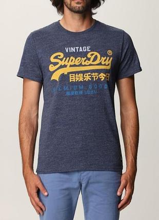 Футболка superdry.