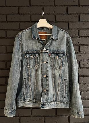 Джинсова куртка levi’s