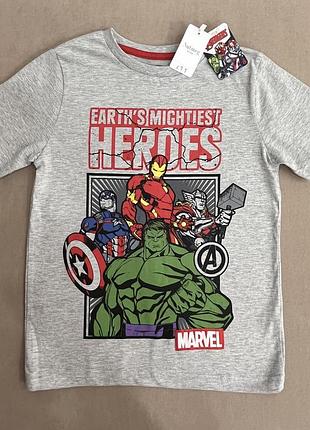 Гарна футболка marvel