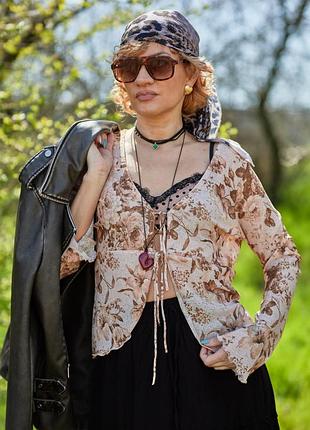 Блузка із зав'язками