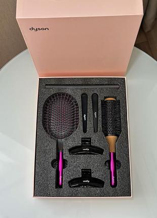 Набор расчесок / аксессуаров для волос dyson4 фото