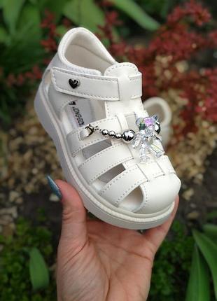 Босоніжки для дівчаток 29 розмір