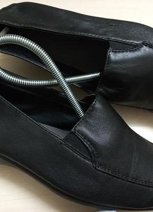 Туфли-лоферы весна-осень кожа жен. 40р.clarks индии