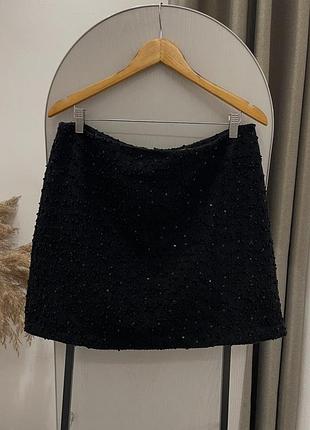 Чорна спідниця з паєтками