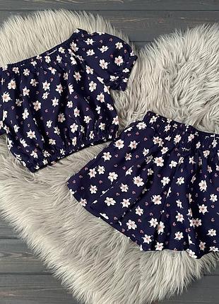 Костюм для дівчинки