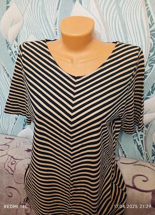 Стильная женская кофточка