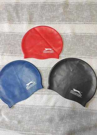 Шапочка slazenger для плавания, купания 
.супер (silicone)
универсальная
